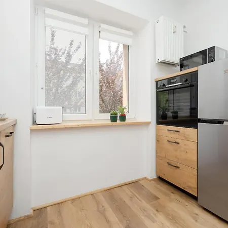 Apartment Spacious For 6 People Near The Old Town By Renters Warsaw