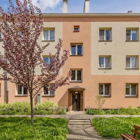 Spacious For 6 People Near The Old Town By Renters * Warsaw